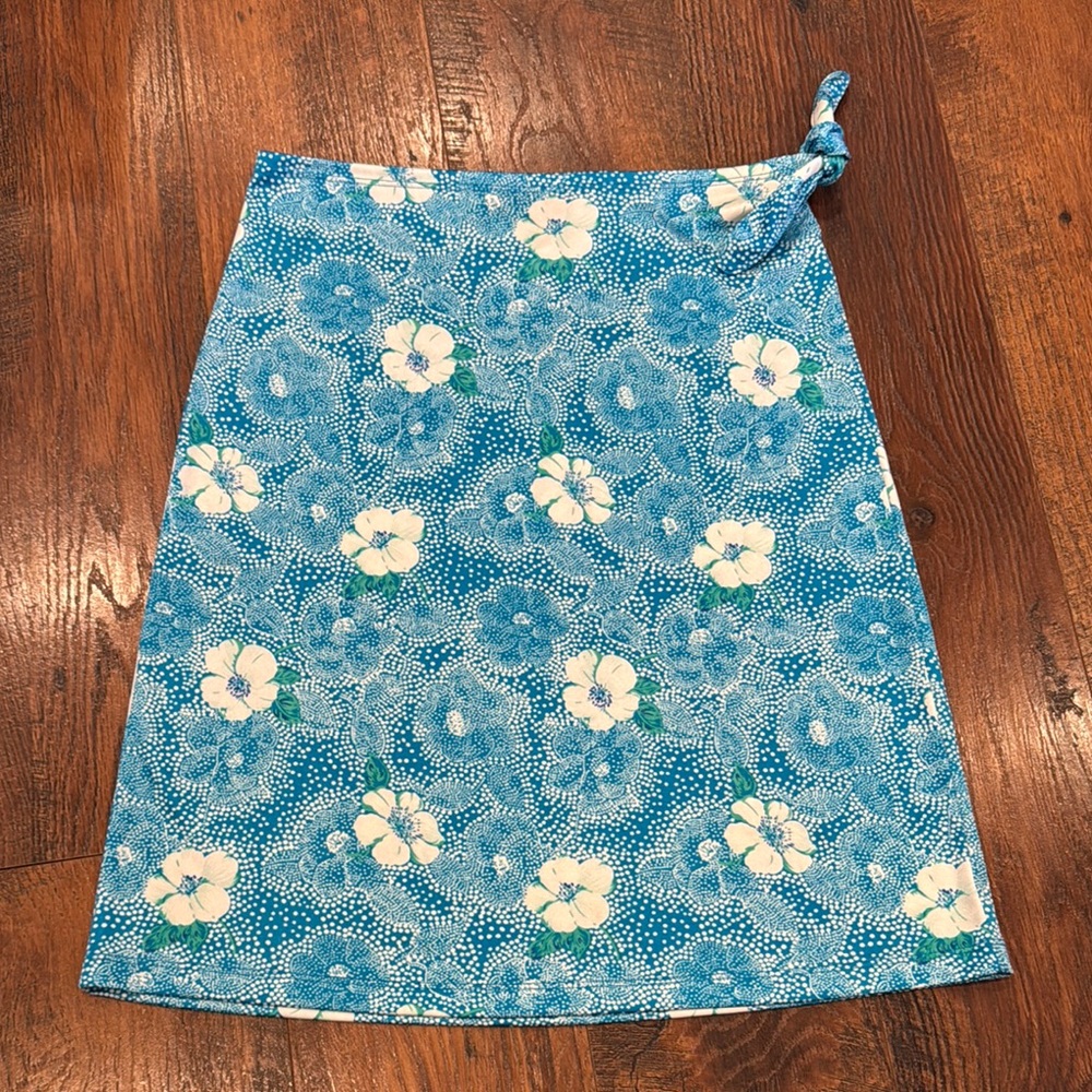 Esprit swimsuit coverup skirt